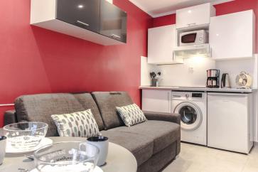 FLEURS · Appart refait à neuf 10 min mer-gare climatisation