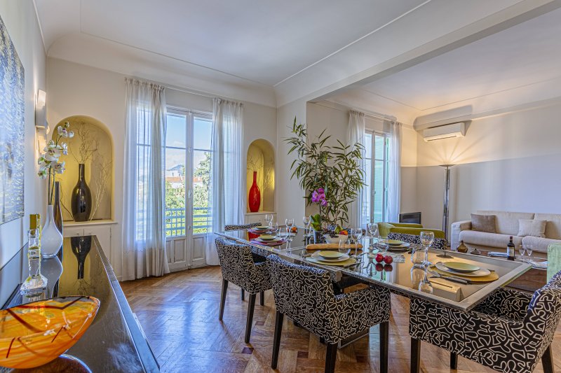 VICTOR HUGO - Magnificent Apartment - Open Garden View