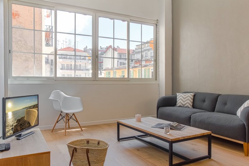 VEILLON · Centre Ville Proche Train et Tram avec Clim