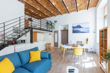 GUBERNATIS - Duplex with terrace - Central Location